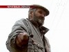 Продав дом, мужчина выкинул 59-летнего отца на улицу