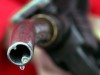 Запорізькі спритники торгували саморобним бензином