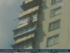 У Києві бабуся ледь не випала з 14-го поверху