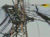 На Луганщине опора канатной дороги упала на дома