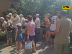 Террористы мешают горожанам спасаться из Луганска