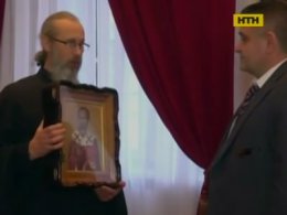 Лавре вернули украденную икону