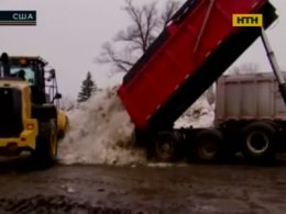 Не замерзли, так рискуют утонуть - в США тает снег
