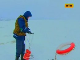 Як поводитися на водоймах, що почали замерзати