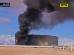 Боевики атаковали нефтехранилища в Ливии