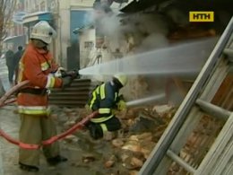 Из-за обогревателя сгорел дом в центре Киева