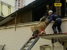 Під час гасіння пожежі в середмісті столиці загинули двоє рятувальників