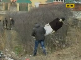 На Днепропетровщине школьники изнасиловали и убили женщину