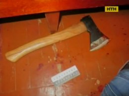 У Маріуполі родинний бешкетник зарубав дільничного