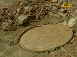 Двоє робітників загинули у каналізаційному колодязі на столичному будівництві
