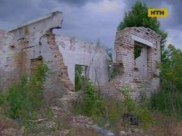 На Київщині бетонна плита придавила школяра