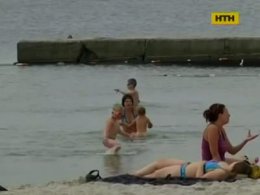 В Одессе девочка утонула в луже на пляже