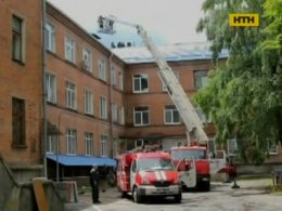 У Вінниці гасили пожежу в лікарні