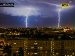 Зливи, буревії та торнадо насунулися на Європу
