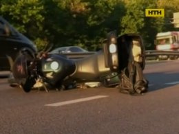 Під Києвом розбився п'яний байкер