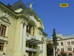 Злодій обдер мідну покрівлю з чернівецького Муздрамтеатру