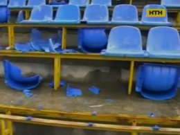 На Ровенском стадионе местные фанаты напали на болельщиков команды-соперника