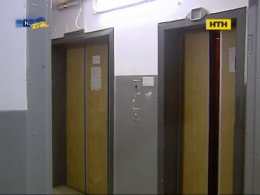 Неисправные столичные лифты держат в плену инвалидов и стариков