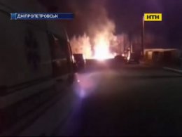 В Днепропетровске пьяный водитель врезался в газовую заправку