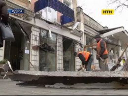 В центре Одессы рухнул балкон