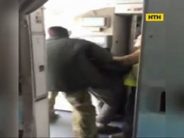 В аеропорті "Київ" п'яний росіянин погрожував підірвати літак