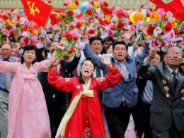 Северная Корея отпраздновала переизбрание Ким Чен Ына невиданным парадом