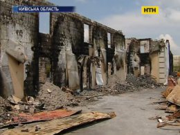 На Київщині згорів приватний будинок для літніх людей