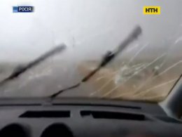Російське Примор'є бомбардував величезний град