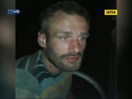 Бездомный-психопат с ножом нападает на киевлянок