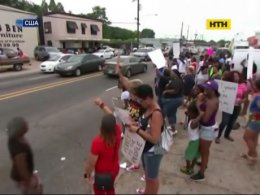 Американцы митингуют против убийств копами темнокожих