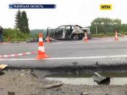 Страшна ДТП на Львівщині залишила сиротами троїх діток