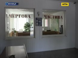 Нетверезий столичний коп влаштував виставу на Вінничині