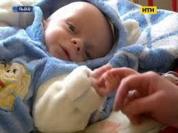 Львовские врачи вытащили мальчика с того света