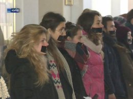 Молчаливый протест - 150 студентов Университета Карпенко-Карого отказались идти на пары