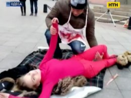 В Одессе устроили акцию против шуб