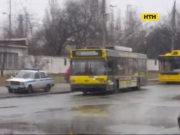 У Києві водій тролейбуса задавив колегу