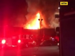 Число жертв фатального пожара в Окленде выросло до 33 человек