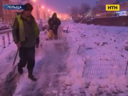 Європу накрили вбивчі хуртовини
