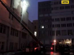 В столице горел склад радиотехнического завода