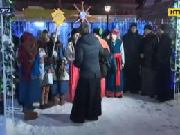Рождественские вертепы просто в трамваях устроили в Одессе
