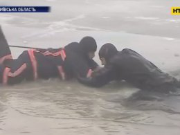Коли не варто виходити на кригу та що робити, якщо лихо все ж сталося?