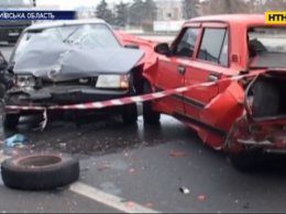 ДТП на Киевщине: мужчину сбили прямо во время ремонта автомобиля