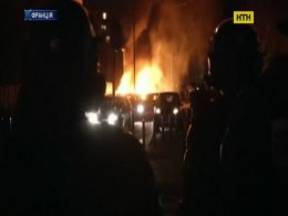 Жорстокість поліції спровокувала бешкети у Парижі
