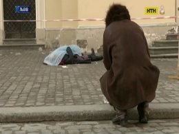Льодяна брила вбила пенсіонерку у Львові