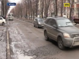 Українські водії готові до страйку через кошмарний стан шляхів