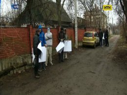 Произошел заказной протест у дома председателя высшего совета правосудия