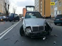 Столкновение четырех автомобилей произошло в столице