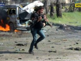 Поступок сирийского фотографа во время теракта близ Алеппо поразил мир