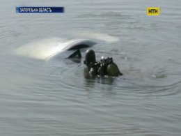 На Запоріжжі нетверезий водій втопився разом з пасажиркою