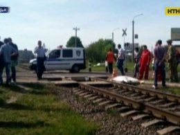 В Луцке под поезд попала 16-летняя девушка